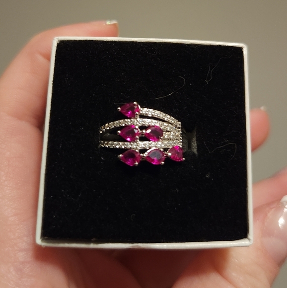 Bomb Party Regal Dreams - Picture 2 of 3